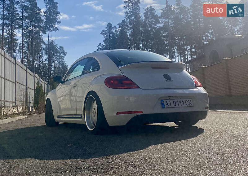Хэтчбек Volkswagen Beetle 2013 в Киеве