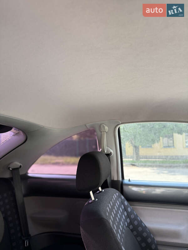 Хетчбек Volkswagen Beetle 2002 в Полтаві