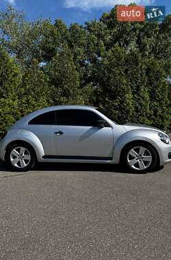 Хетчбек Volkswagen Beetle 2012 в 
