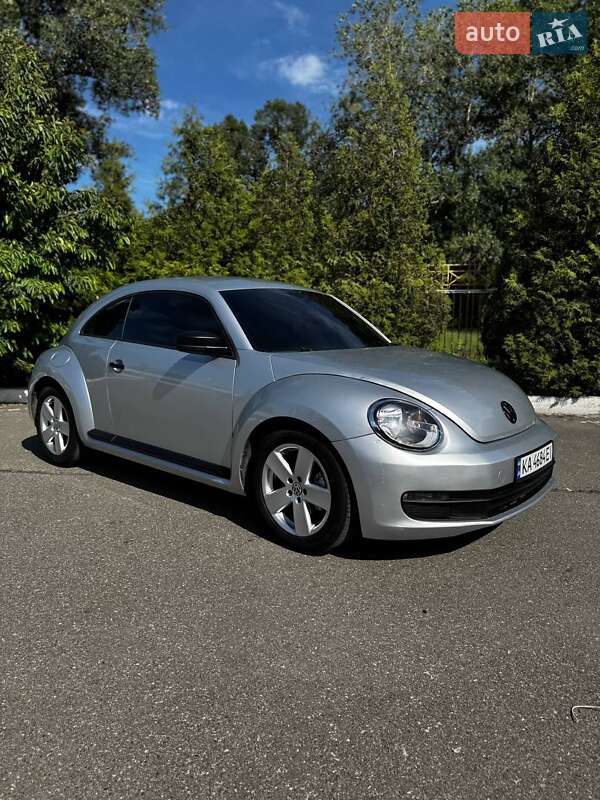 Хетчбек Volkswagen Beetle 2012 в 