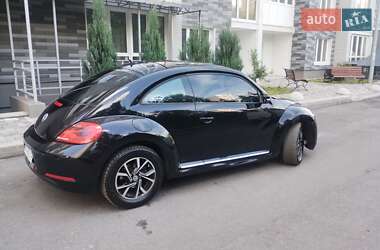 Хэтчбек Volkswagen Beetle 2012 в 