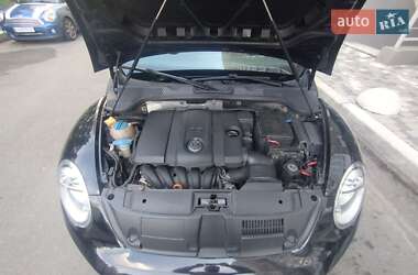 Хэтчбек Volkswagen Beetle 2012 в 