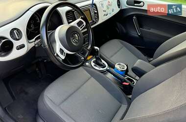 Хэтчбек Volkswagen Beetle 2016 в 