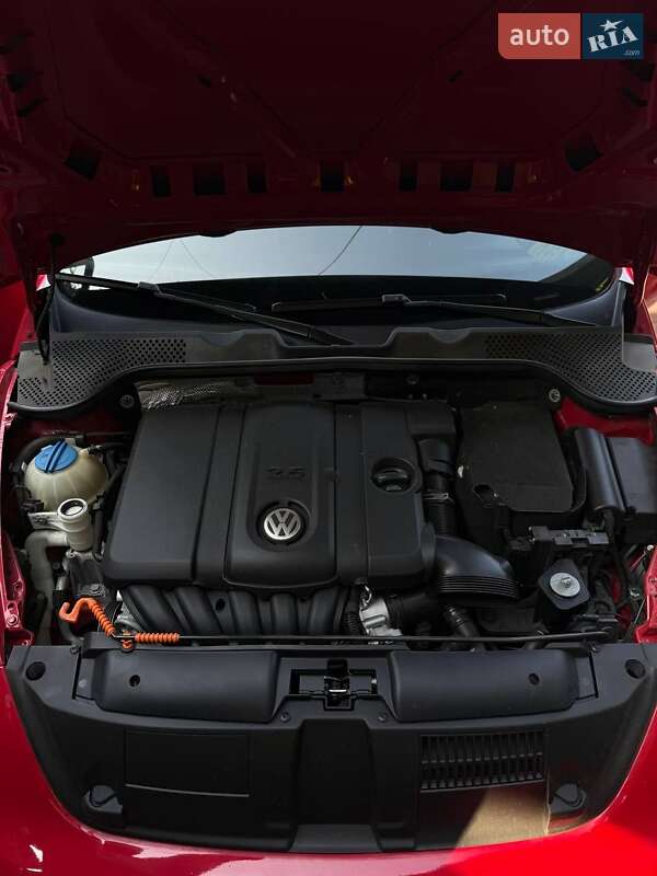 Хэтчбек Volkswagen Beetle 2012 в Днепре