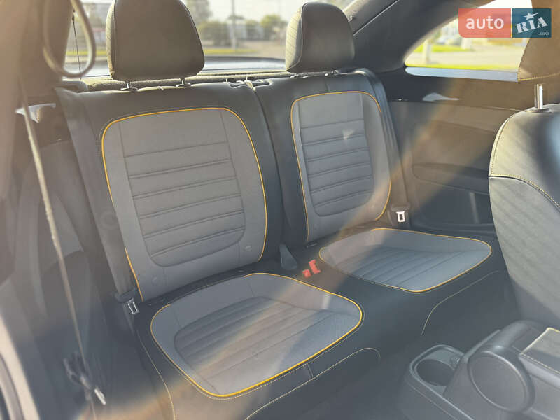 Хэтчбек Volkswagen Beetle 2016 в Сумах