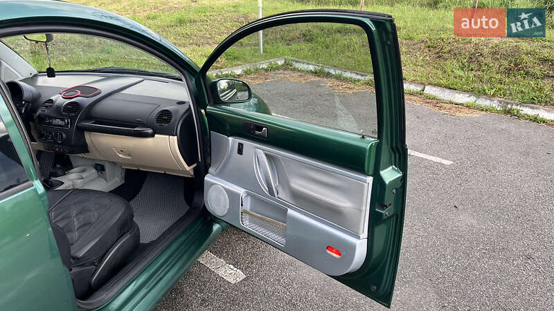 Хетчбек Volkswagen Beetle 2002 в Вишневому