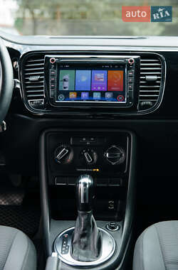 Хэтчбек Volkswagen Beetle 2014 в 