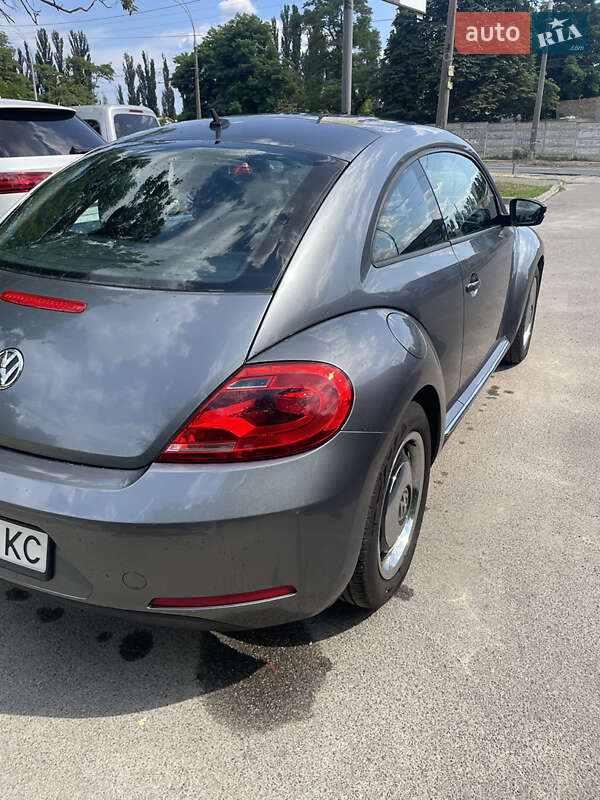 Хэтчбек Volkswagen Beetle 2011 в Киеве