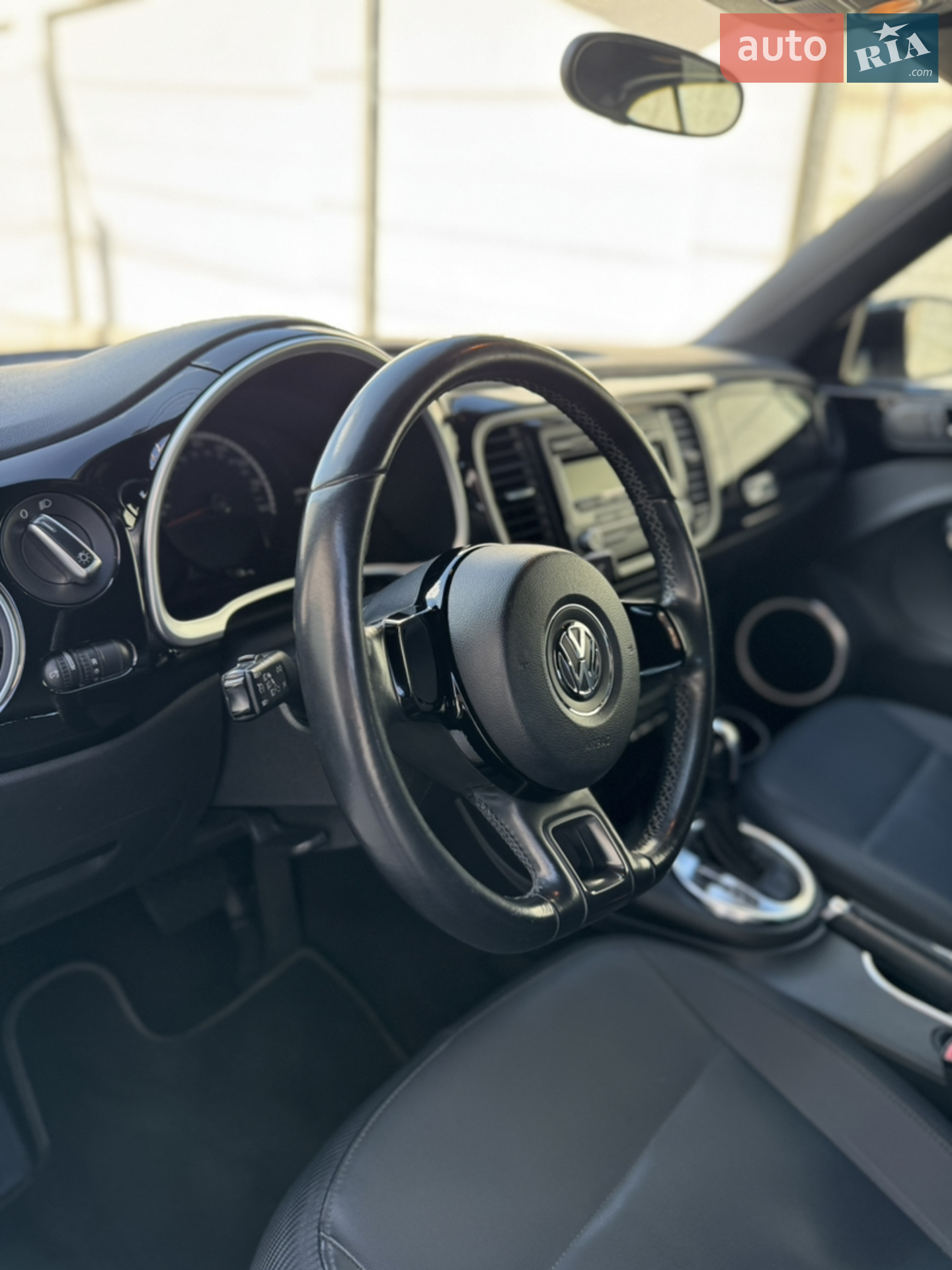 2013 Volkswagen Beetle - мініатюра 10