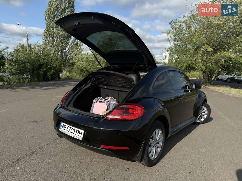 Хэтчбек Volkswagen Beetle 2015 в Кривом Роге