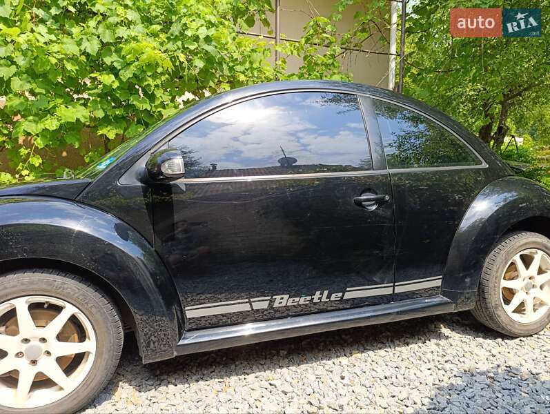 Хэтчбек Volkswagen Beetle 2010 в Киеве