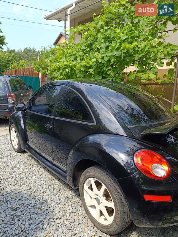 Хэтчбек Volkswagen Beetle 2010 в Киеве