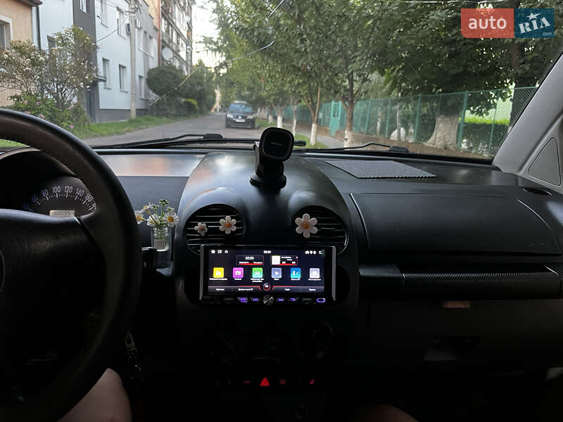 Хетчбек Volkswagen Beetle 1999 в Ужгороді