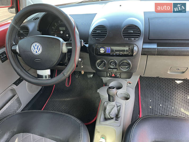 Хетчбек Volkswagen Beetle 1999 в Миронівці
