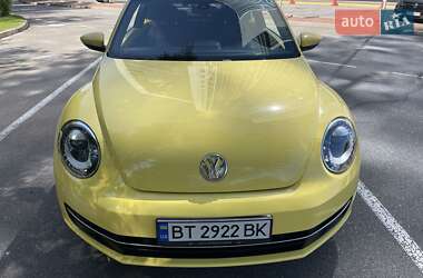 Хэтчбек Volkswagen Beetle 2015 в Киеве