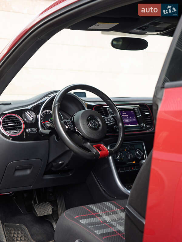 Хетчбек Volkswagen Beetle 2016 в Києві