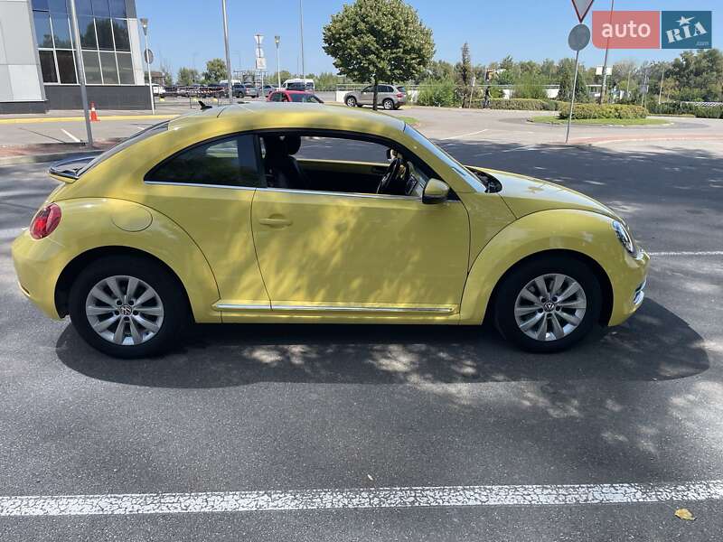 Хетчбек Volkswagen Beetle 2015 в Києві