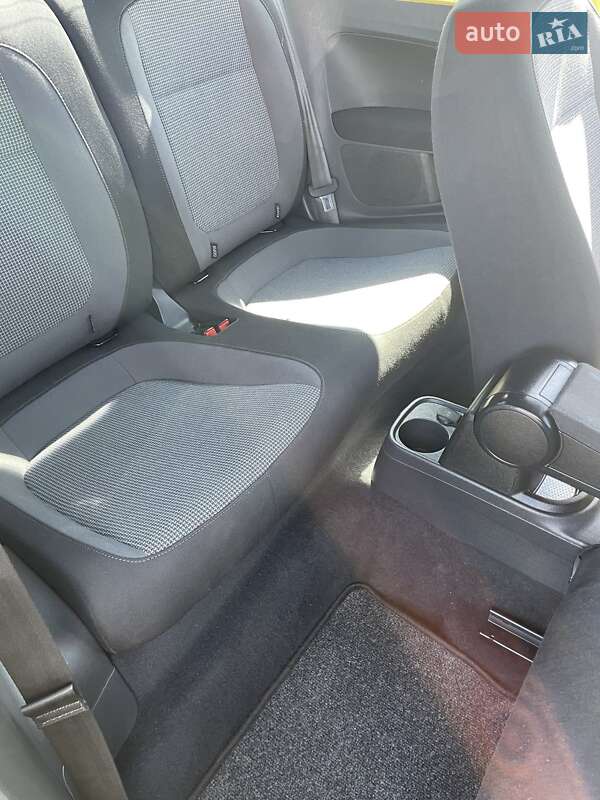 Хетчбек Volkswagen Beetle 2015 в Києві