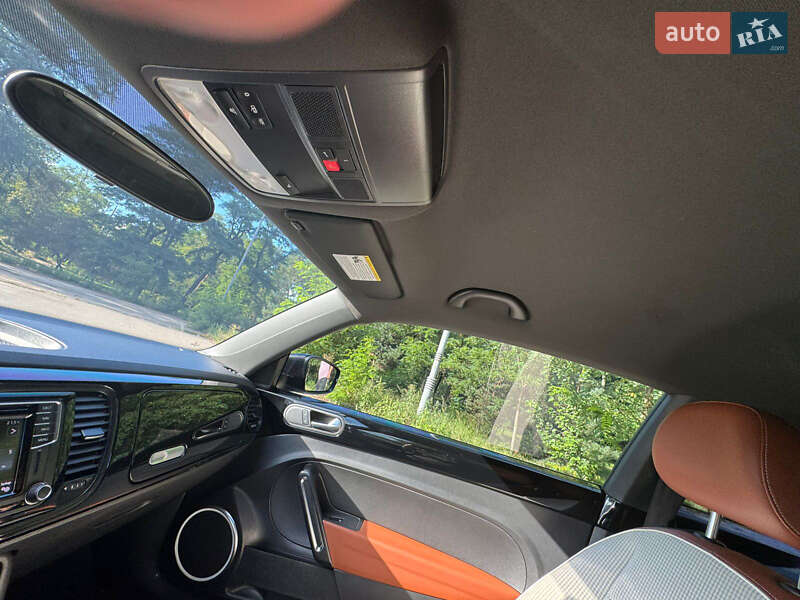 Хетчбек Volkswagen Beetle 2016 в Києві