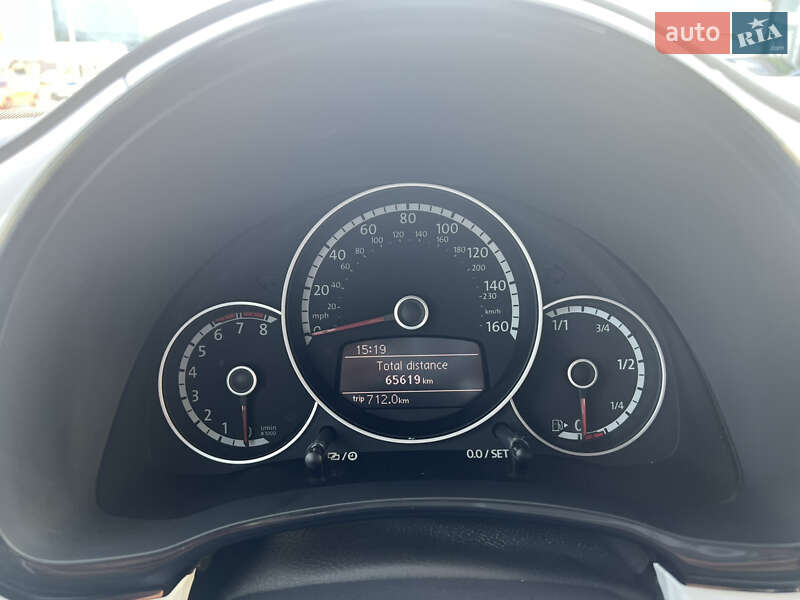 Хэтчбек Volkswagen Beetle 2014 в Киеве фото 5 Хэтчбек Volkswagen Beetle 2014 в Киеве