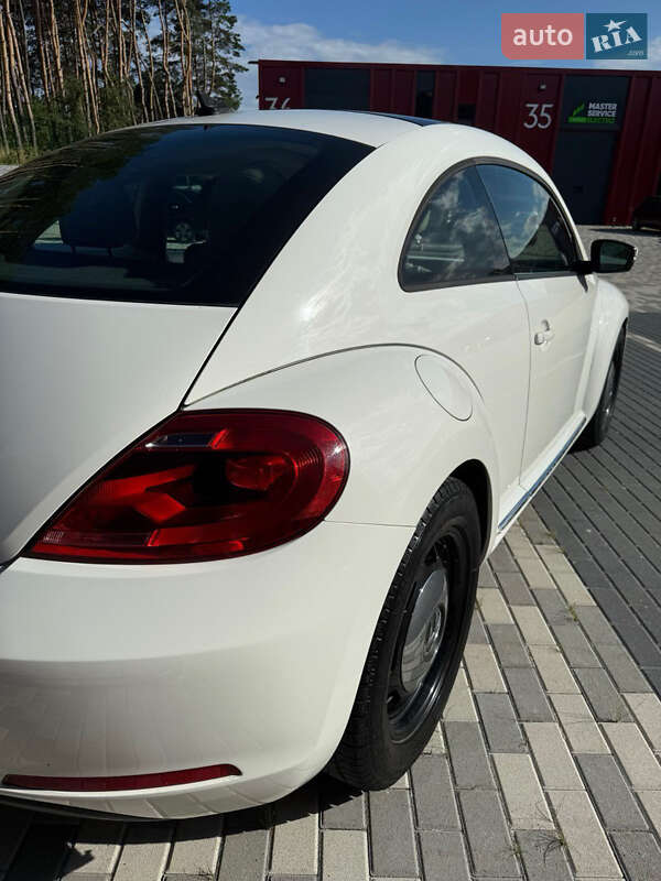 Хэтчбек Volkswagen Beetle 2013 в Львове