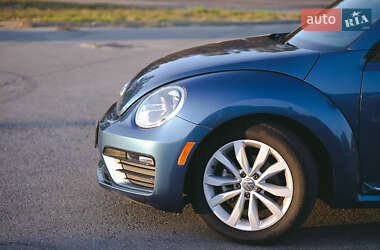 Хэтчбек Volkswagen Beetle 2017 в 