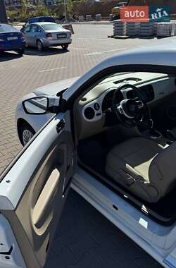 Хэтчбек Volkswagen Beetle 2016 в 