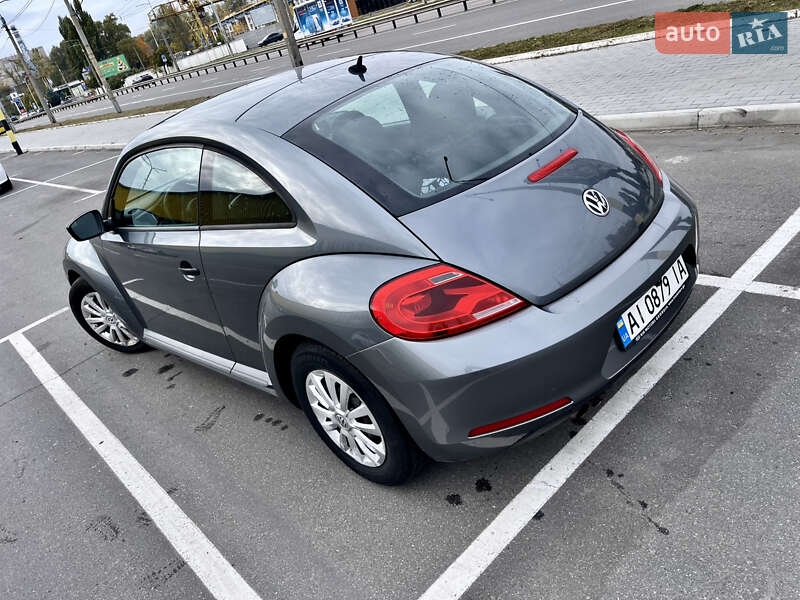 Хэтчбек Volkswagen Beetle 2011 в Киеве