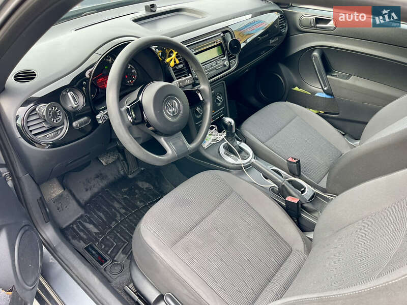 Хэтчбек Volkswagen Beetle 2011 в Киеве