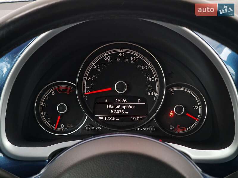 Кабриолет Volkswagen Beetle 2016 в Одессе фото 112 Кабриолет Volkswagen Beetle 2016 в Одессе