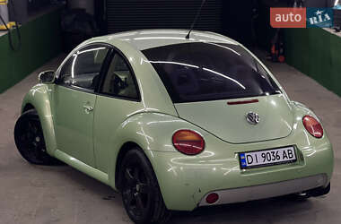 Хэтчбек Volkswagen Beetle 2000 в  фото 6 Хэтчбек Volkswagen Beetle 2000 в