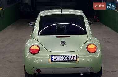 Хэтчбек Volkswagen Beetle 2000 в  фото 8 Хэтчбек Volkswagen Beetle 2000 в