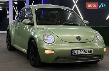 Хэтчбек Volkswagen Beetle 2000 в  фото 12 Хэтчбек Volkswagen Beetle 2000 в