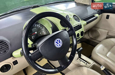 Хэтчбек Volkswagen Beetle 2000 в  фото 22 Хэтчбек Volkswagen Beetle 2000 в