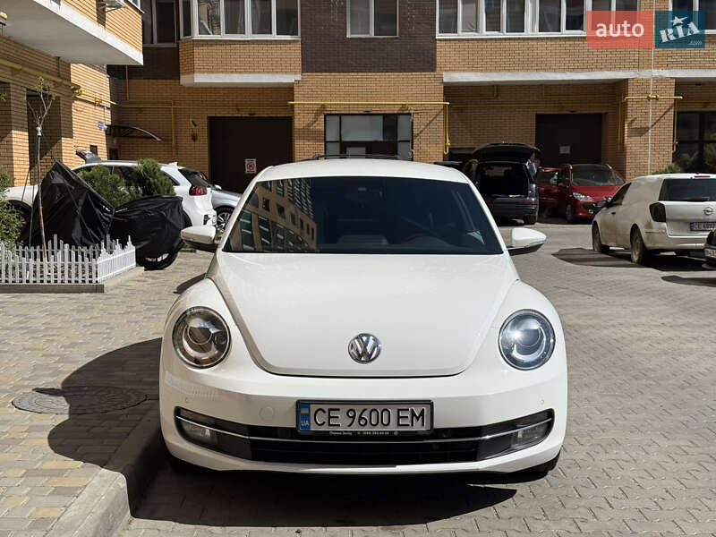 Хетчбек Volkswagen Beetle 2013 в Чернівцях
