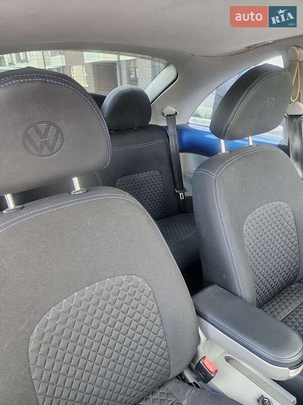 Хэтчбек Volkswagen Beetle 2001 в Броварах фото 2 Хэтчбек Volkswagen Beetle 2001 в Броварах