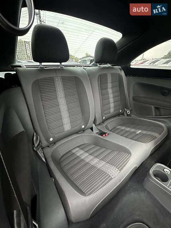 Хетчбек Volkswagen Beetle 2012 в Білогородці фото 23 Хетчбек Volkswagen Beetle 2012 в Білогородці