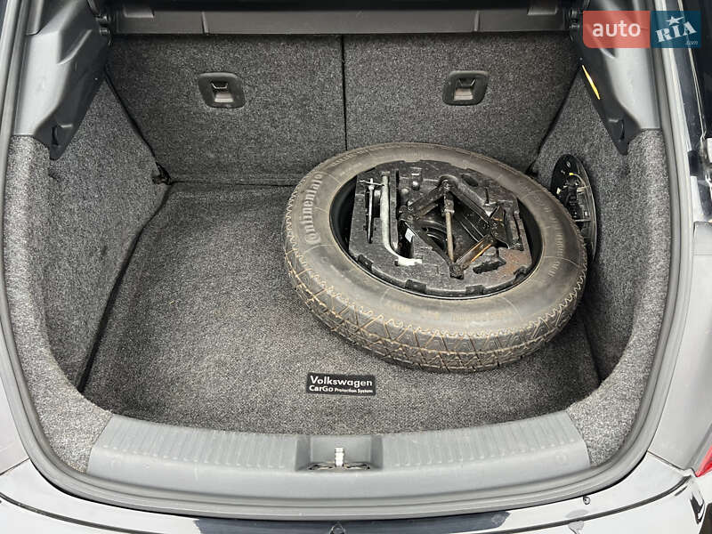 Хетчбек Volkswagen Beetle 2012 в Києві