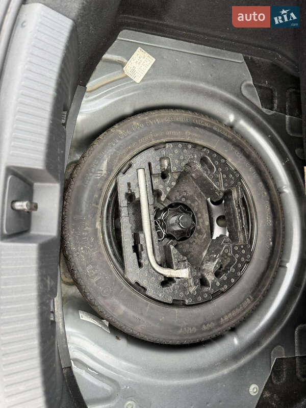 Хетчбек Volkswagen Beetle 2016 в Луцьку фото 9 Хетчбек Volkswagen Beetle 2016 в Луцьку