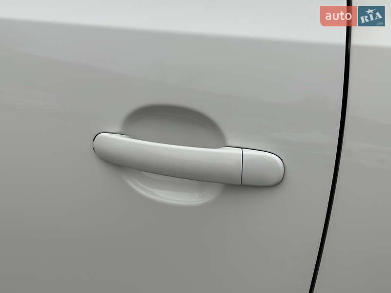 Хетчбек Volkswagen Beetle 2013 в Шептицькому