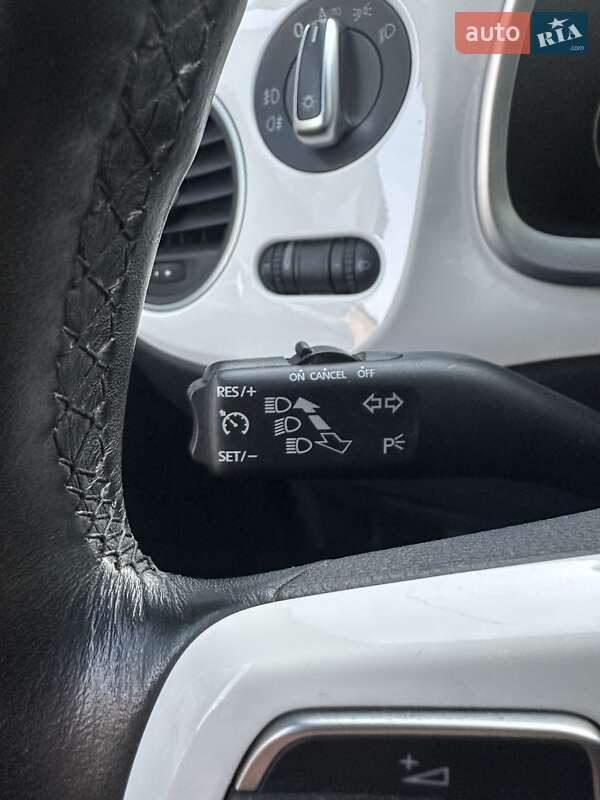 Хетчбек Volkswagen Beetle 2013 в Одесі