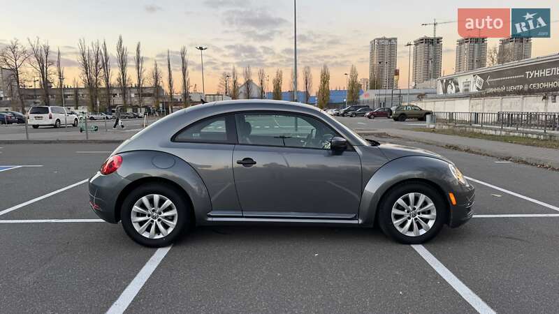 Хэтчбек Volkswagen Beetle 2016 в Киеве фото 10 Хэтчбек Volkswagen Beetle 2016 в Киеве