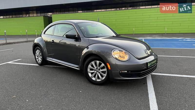 Хэтчбек Volkswagen Beetle 2016 в Киеве фото 16 Хэтчбек Volkswagen Beetle 2016 в Киеве