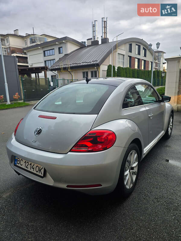 Хэтчбек Volkswagen Beetle 2014 в Киеве фото 15 Хэтчбек Volkswagen Beetle 2014 в Киеве