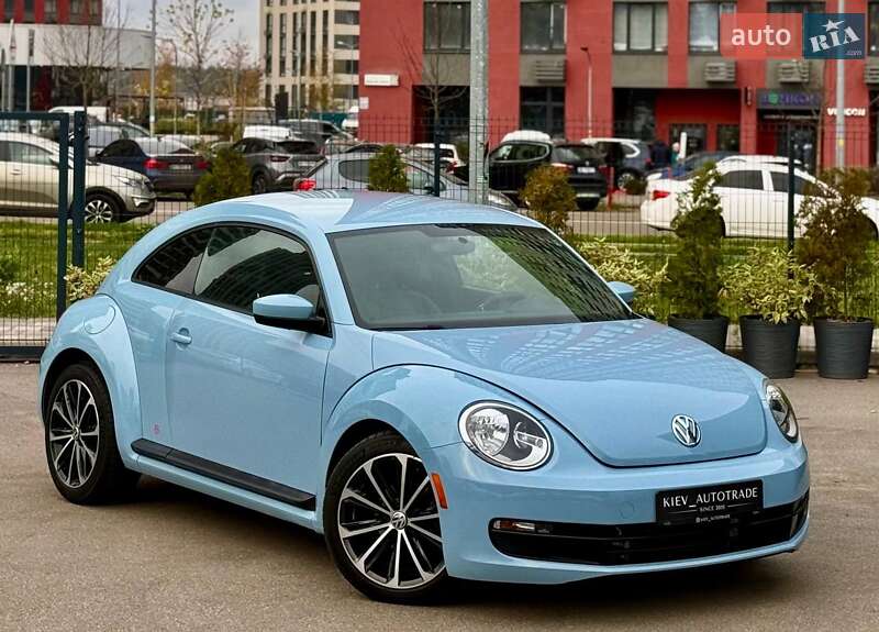 Хэтчбек Volkswagen Beetle 2015 в Киеве