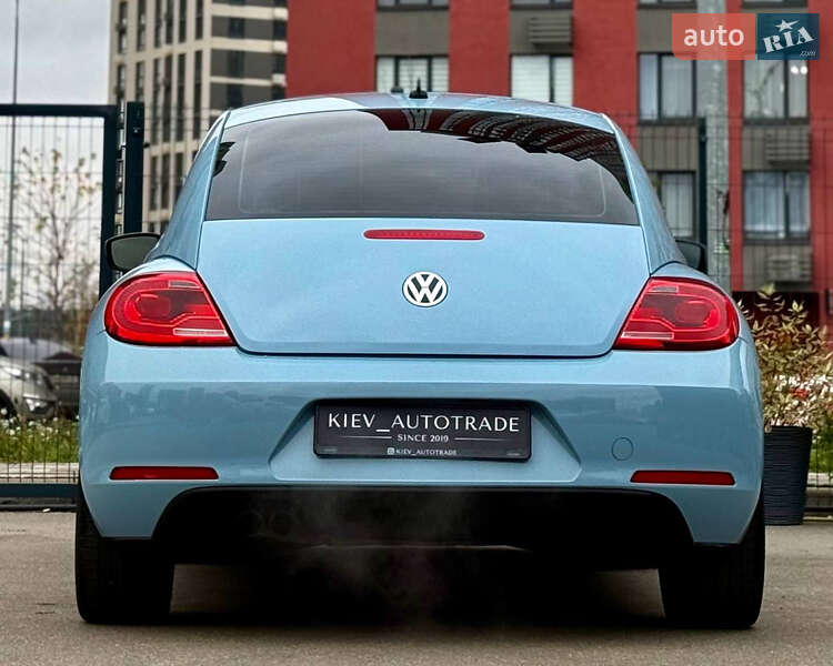 Хэтчбек Volkswagen Beetle 2015 в Киеве