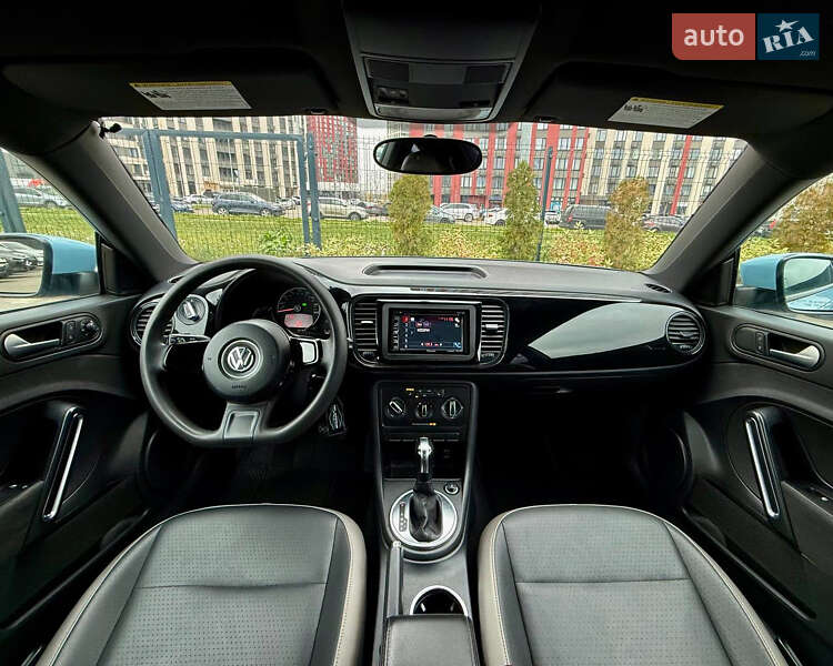 Хэтчбек Volkswagen Beetle 2015 в Киеве
