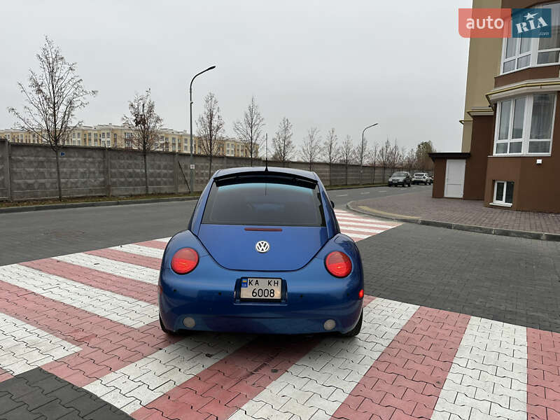 Хэтчбек Volkswagen Beetle 2003 в Киеве