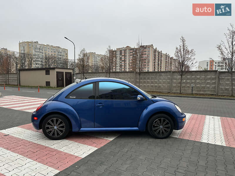 Хэтчбек Volkswagen Beetle 2003 в Киеве