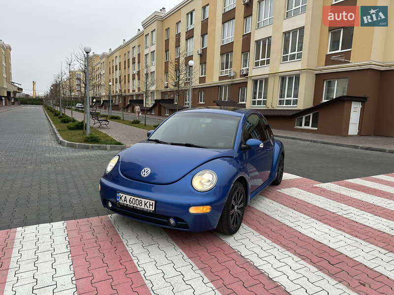 Хэтчбек Volkswagen Beetle 2003 в Киеве